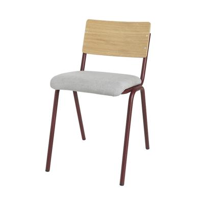  Chair 'Ole' Steel, Wood, Poly. i Mørke lilla fra Broste Copenhagen i Poly. (Varenr: 31000180)