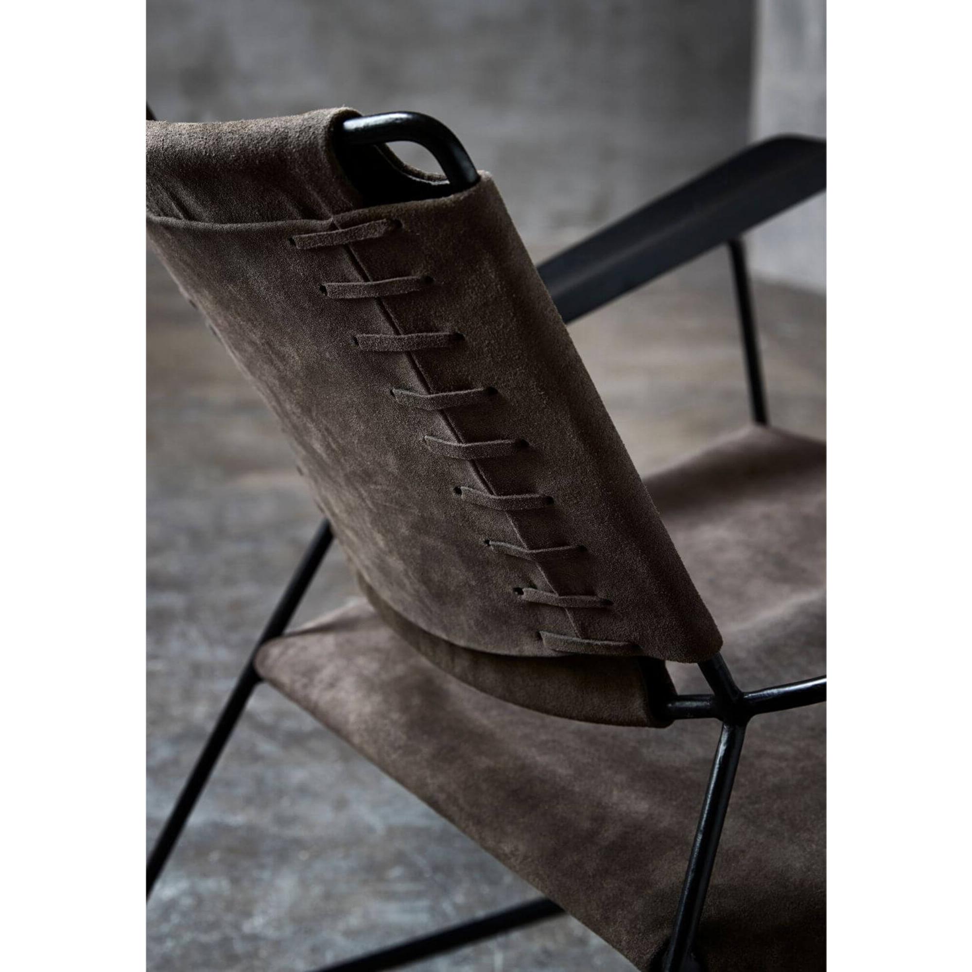  Toulouse Lounge stol i Grå ruskind fra FuhrHome i Bøffel læder (Varenr: FH 220)
