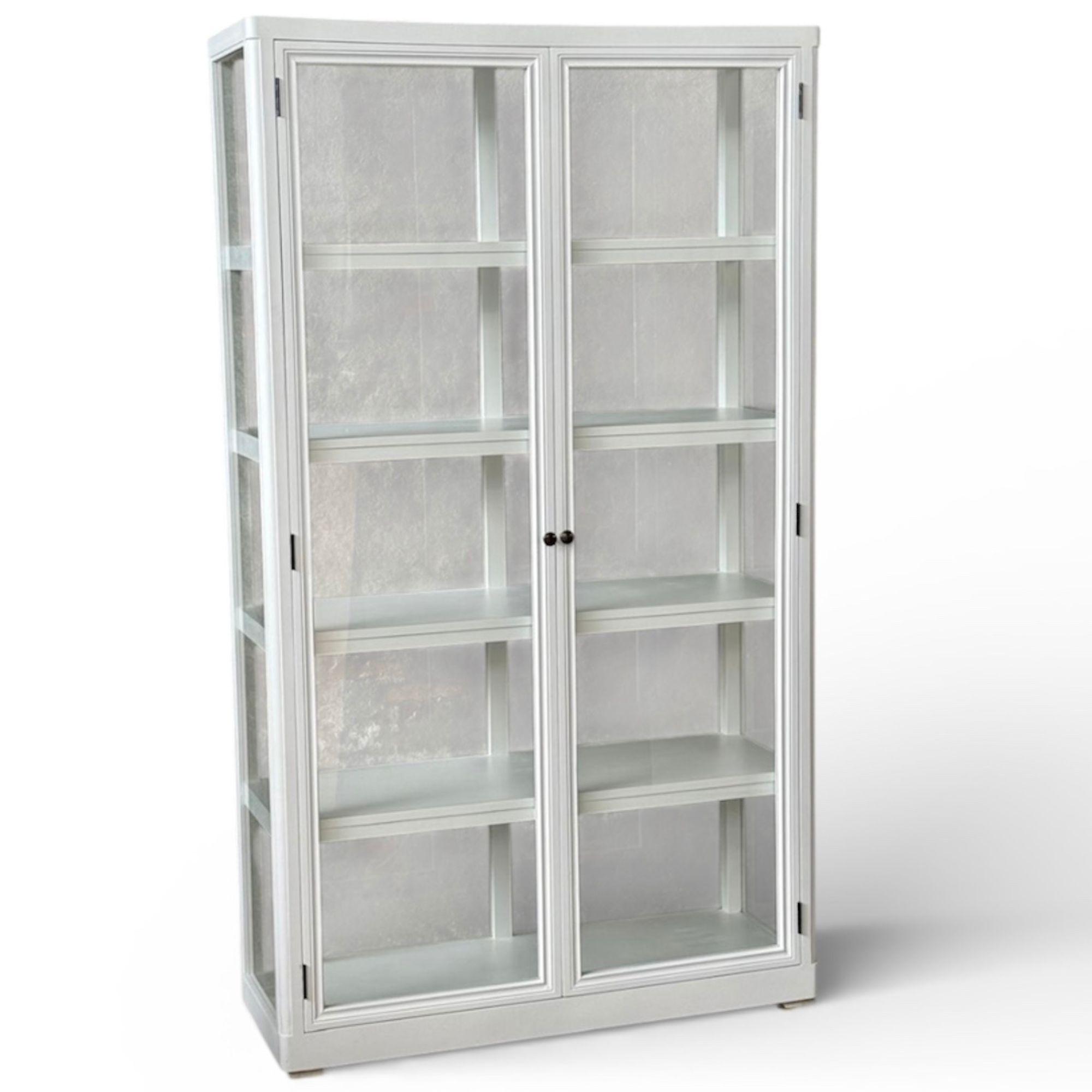  Vitrineskab med glas på alle 4 siderne - Dixie - hvidt og bredt fra by Hornsleth i Mahogni (Varenr: SUS720 - W)